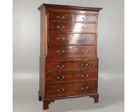 the dentil cornice above two short and six long drawers with brass swan neck handles, flanked by reeded canted corners, raise