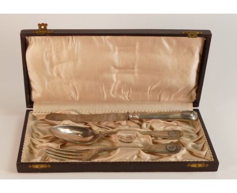 A cased German Third Reich WWII cutlery set including fork, knife and spoon. Applied SS-Runen mark to ends of handles. Blade 
