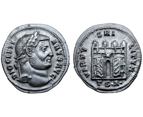 Diocletian AR Argenteus. Thessalonica, AD 302. DIOCLETIANVS AVG, laureate head right / VIRTVS MILITVM, four-turreted camp gat