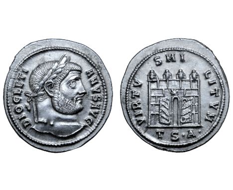 Diocletian AR Argenteus. Thessalonica, AD 302. DIOCLETIANVS AVG, laureate head right / VIRTVS MILITVM, four-turreted camp gat