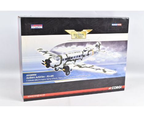 A BOXED 1/72 SCALE DIECAST CORGI AVIATION ARCVHIVE MODEL AIRCRAFT, Junkers Ju/m- RJ+NP numbered AA36904, model appears in goo