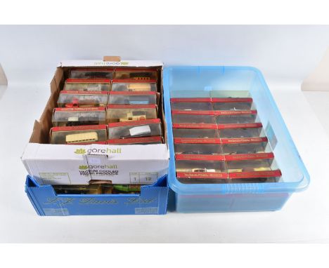THREE TRAYS CONTAINING A LARGE QUANTITY OF MATCHBOX MODELS OF YESTERYEAR MODEL VEHICLES, some models numbers include Y28-C, Y