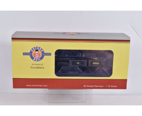A BOXED OO GAUGE OXFORD RAIL MODEL LOCOMOTIVE, Class 415, Adams Radial 4-4-2T, running number 30583 in BR Black with Late Cre