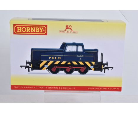 A BOXED OO GAUGE HORNBY MODEL RAILWAY DIESEL LOCOMOTIVE, Sentinel 0-6-0, Port of Bristol Authority 39, Era 5, model no. R3008