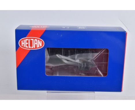 A BOXED OO GAUGE HELJAN MODEL RAILWAY LOCOMOTIVE, Class 13xx 0-6-0PT, running no. 1366 in GWR Shirtbutton Green Livery, model