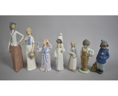 A Collection of Lladro, Nao and Other Figural Ornaments, Tallest 27cms High 