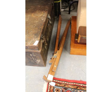 Windsor and Newton easel
