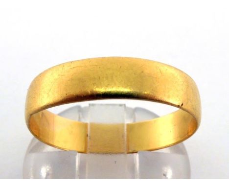 A late Victorian 22 carat gold ring, finger size R/S, 3.6gms CONDITION: misshapen 