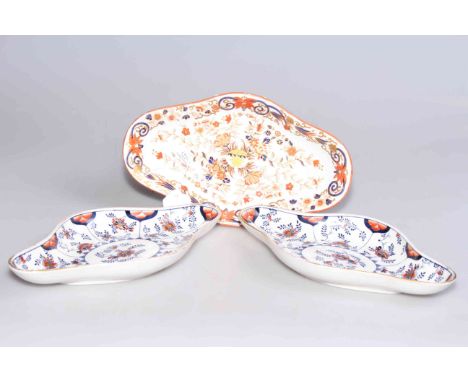 Two Royal Worcester and a Wedgwood Tableware spoon trays (3)