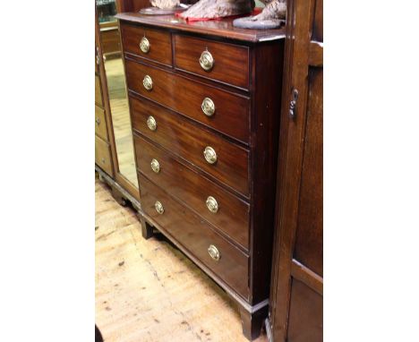 Georgian mahogany chest of two short above four long graduated drawers on splayed bracket feet