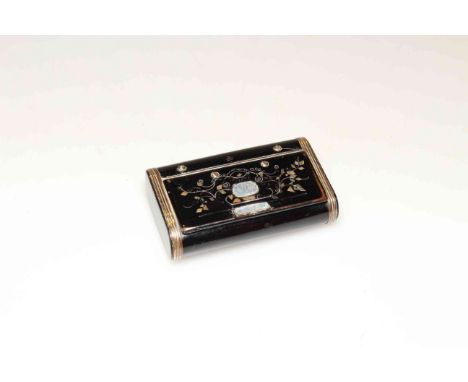 19th Century lacquered and inlaid snuff box