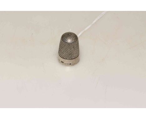 Charles Horner silver thimble