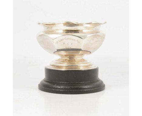 Silver rose bowl, Harrison Brothers &amp; Howson, London 1911, wavy rim, octagonal bowl, engraved 1939, 10cm, 11oz.