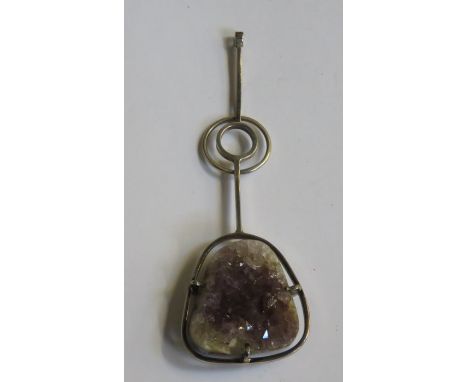 HALLMARKED SILVER AMETHYST SET PENDANT 