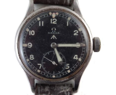 Omega military watch, stamped with broad arrow, W.W.W. Y19909 and serial number 10684101, 21.5cm long