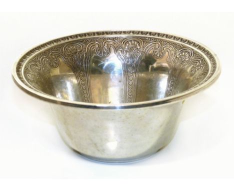 International Silver Co. Persian pattern silver bon-bon dish, approx. 11.5cm diameter, stamped to base 'International Sterlin