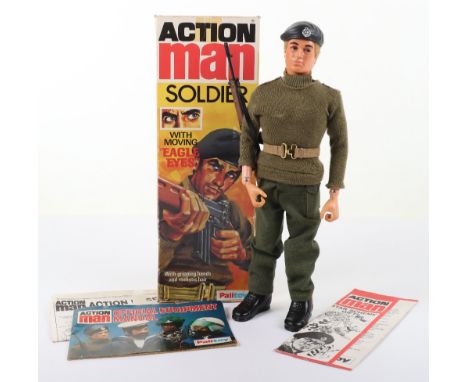 Boxed Vintage Palitoy Action Man Soldier With eagle Eyes, Cat no. 34071, with gripping hands, blond realistic hair, beret, sc