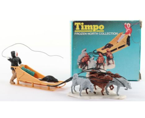 Timpo Frozen North Collection Eskimo Dog Sled Team and Driver, ref no: 767 in good original condition, white plastic base has
