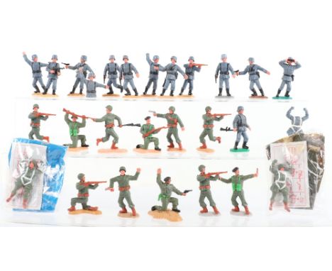 Timpo Modern Army Loose Figures, 11 x German Infantry, 8 x American Army, 4 x British Infantry and two parachutists still sea