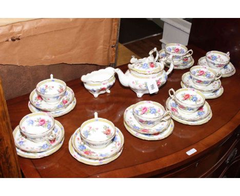 Hammersley twenty seven piece floral decorated tea set, pattern no. E293