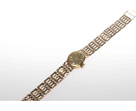 Rotary 9 carat gold watch, approximately 17.8 grams