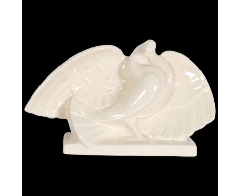 A early/mid 20th century ceramic sculpture of doves, makers mark on reverse WH, indistinct "Workhouse, Leslie..?", length 43c