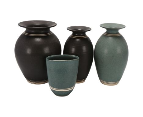 Louise Darby (b.1957), a collection of 4 pieces of studio ceramic, all with makers mark, tallest 17.5cmGood condition, no chi