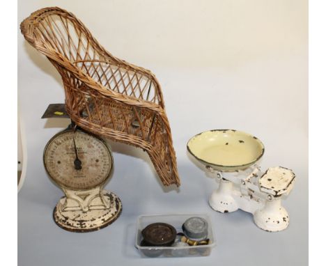 A SET OF SALTERS 'INFANT' WEIGHTING SCALES, marked to the dial 'Salters Infant Weighing Machine' , white painted cast base, w