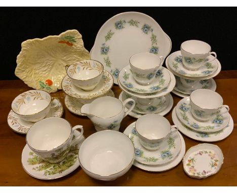 A Shelley tea service, for six, printed with blue flowers, printed mark, 2475; a Beswick cabbage leaf dish; etc 