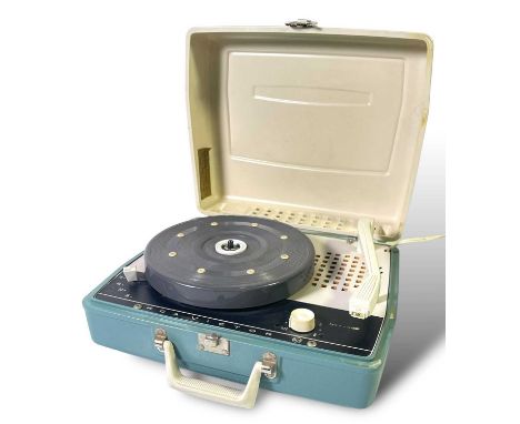 A cream and green RCA Victor model 3VB12, serial 009863. This model was owned and used by Elvis Presley and as per provenance