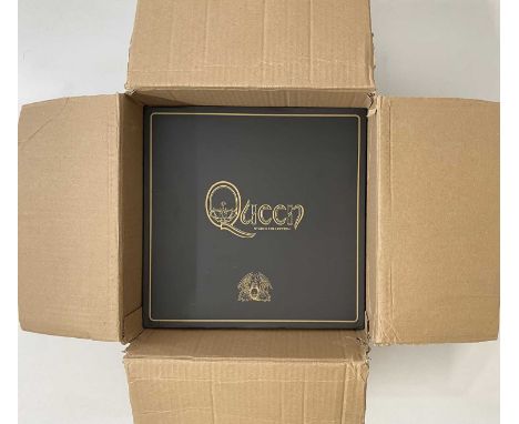 QUEEN - STUDIO COLLECTION LP BOX SET (15 ALBUM COLLECTION - 00602547202888). The super luxurious 2015 15 studio album box set