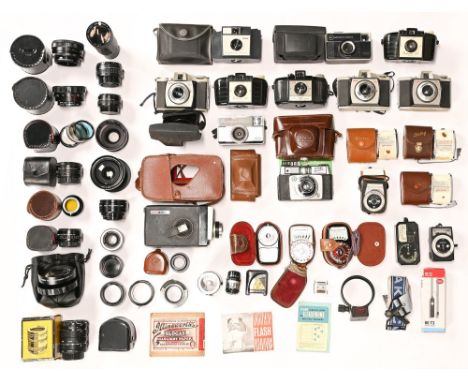 Photography.&nbsp; A collection of Kodak, Ilford and other cameras,&nbsp;including Brownie 127 and 44A and an Ilford Sportsma