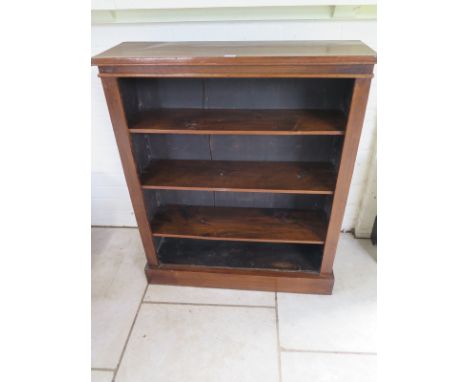 A Victorian mahogany adjustable four shelf bookcase - 102.5cm H x 86cm W x 28cm D 