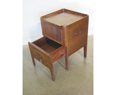 A Georgian mahogany tambour front commode, 72cm H x 49cm x 46cm 