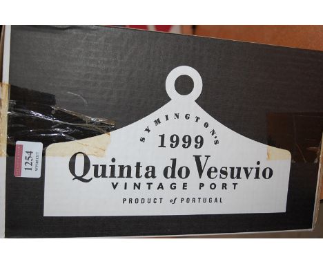 Qunito do Vesuvio Vintage Port, 1999, six bottles, OB