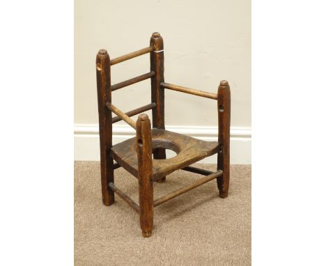 18th century child's commode chair, elm seat, H47cm