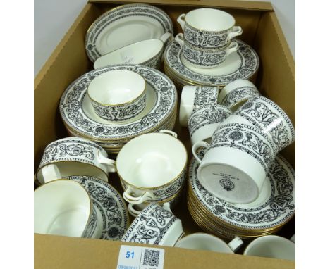 Royal Worcester 'Padua' pattern dinner and tea ware in one box   Condition Report   Click here for further images, condition,