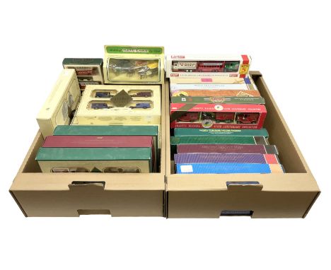 Lledo Railway Express Parcel Van of the 1930's sets, British Army Collection 1939, Exchange &amp; Mart, Days Gone box sets an
