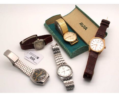 Vintage Waltham Wristwatch, the unsigned cushion shape dial, with seconds subsidiary dial, the movement stamped "A.W.W.Co. Wa