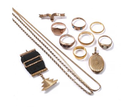 A small collection of miscellaneous gold including 22ct wedding band, 9ct gold rings, 9ct chain etc