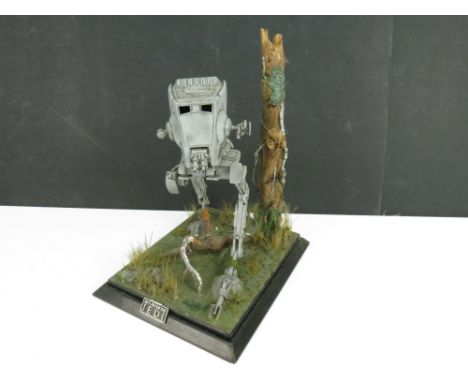 Star Wars - Small scale Star Wars Return Of The Jedi Endor AT-ST Diroma 22cm x 17cm x 14cm, vg