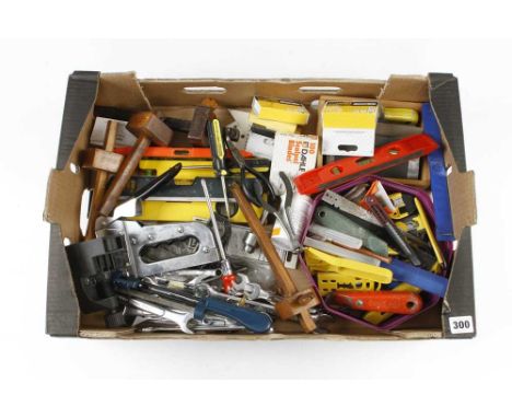 Quantity of modern tools G