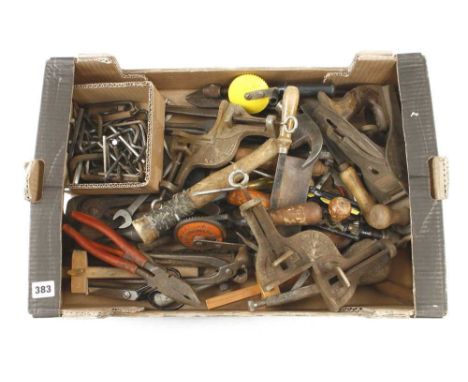 A box of tools G