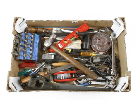 A box of tools G