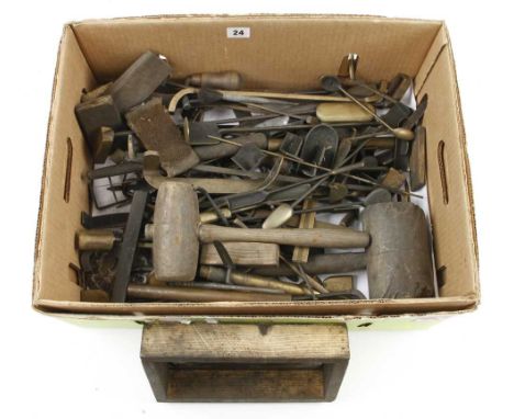 Quantity of sand moulder's tools G