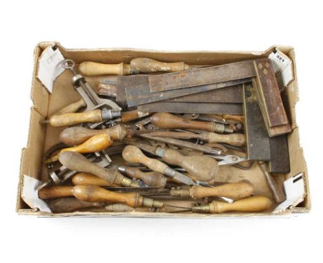 A box of tools G