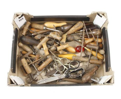 A box of tools G