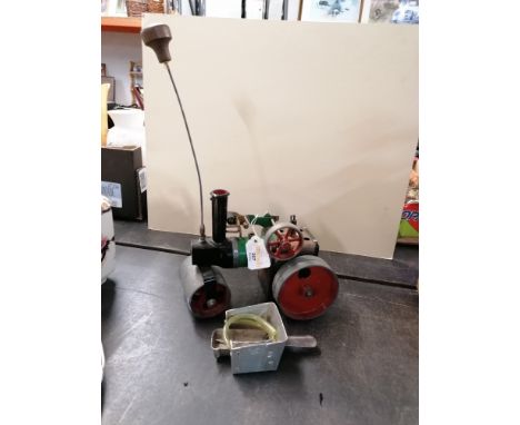 Mamod steam roller