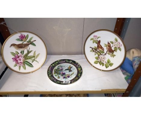 A pair of Spode garden birds collectors plates and a Royal Doulton example
