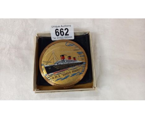 A Stratton RMS 'Queen Mary' vintage compact